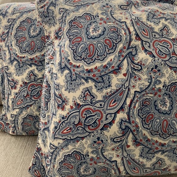 Lauren by Ralph Lauren Red,White, Blue Paisley Pillow Cases - Standard Size (2) - Picture 2 of 7